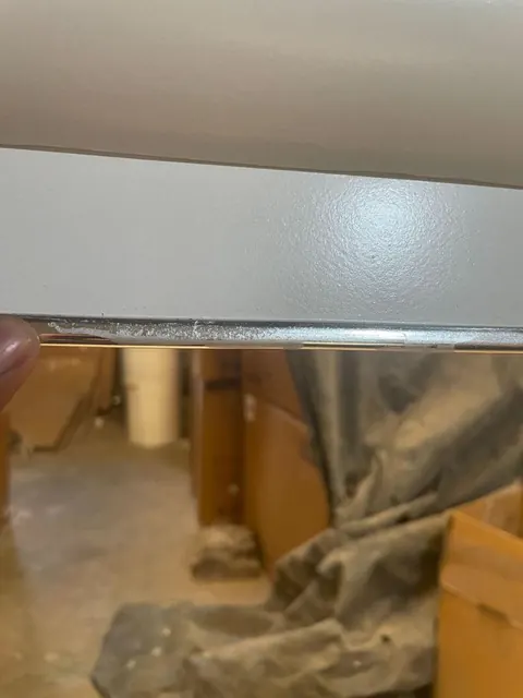 Minor finding: spot on a steel frame, cleaned on site